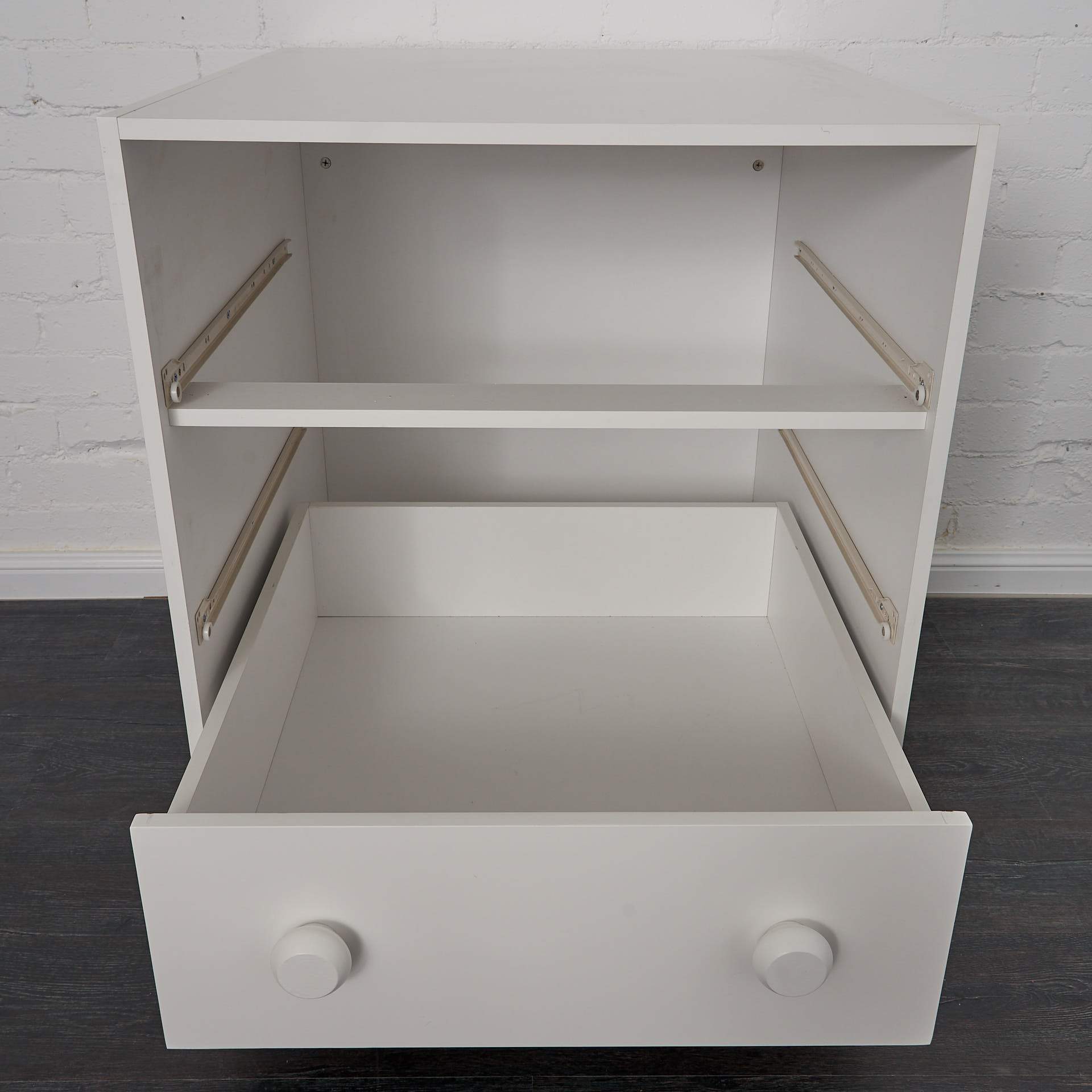 Large 3 drawer under bunk chest. Internal base drawer and chest body shot.