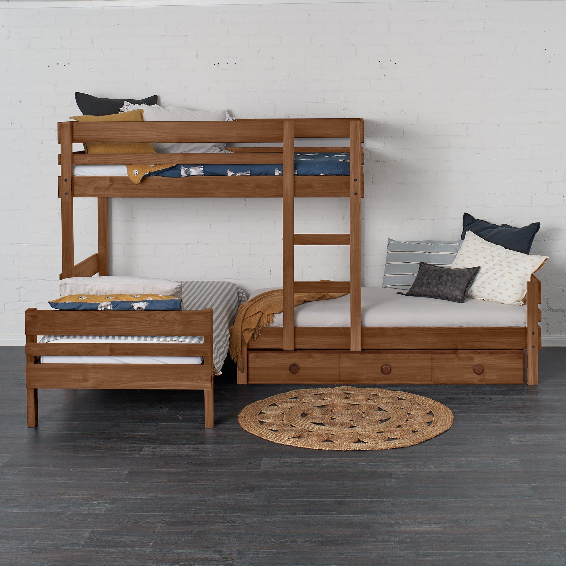 Mid-Line Long-Wall Bunk Bed with Standard Bed