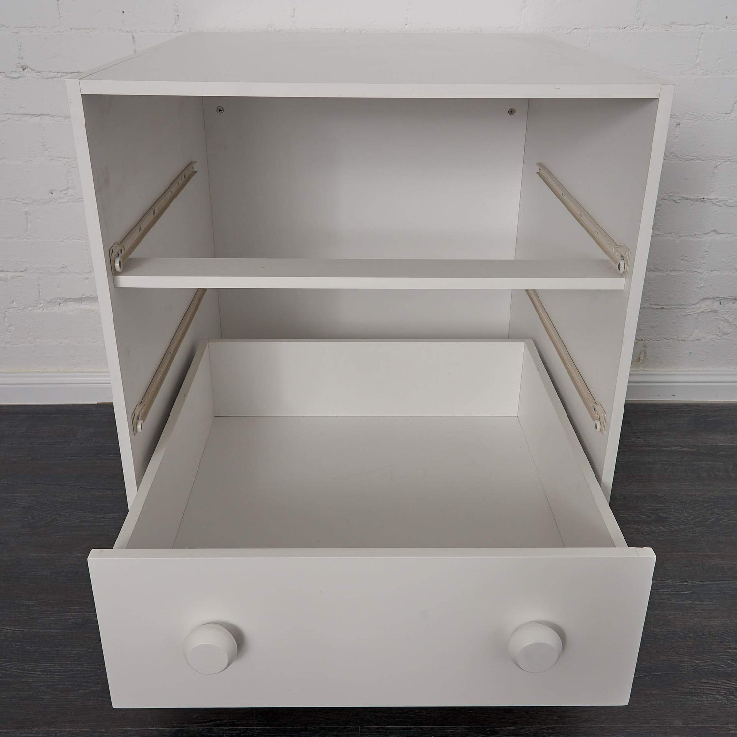 Large 3 drawer under bunk chest. Internal base drawer and chest body shot.